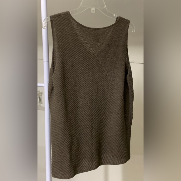 Women’s Large Diagonal Oak 100% Wool Crepe Sleeveless EILEEN FISHER Top - Picture 3 of 16